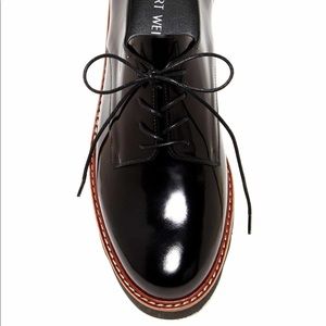 Stuart Weitzman Metro Oxford